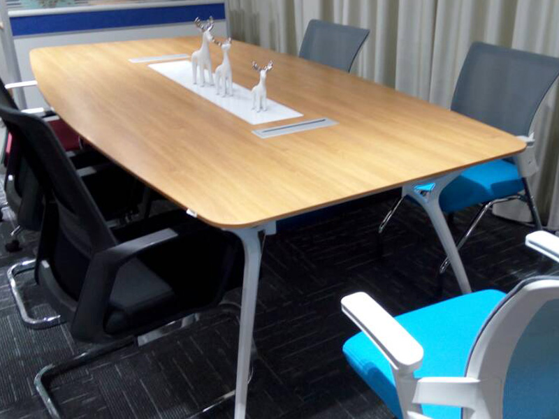 8 Seater Meeting Table
