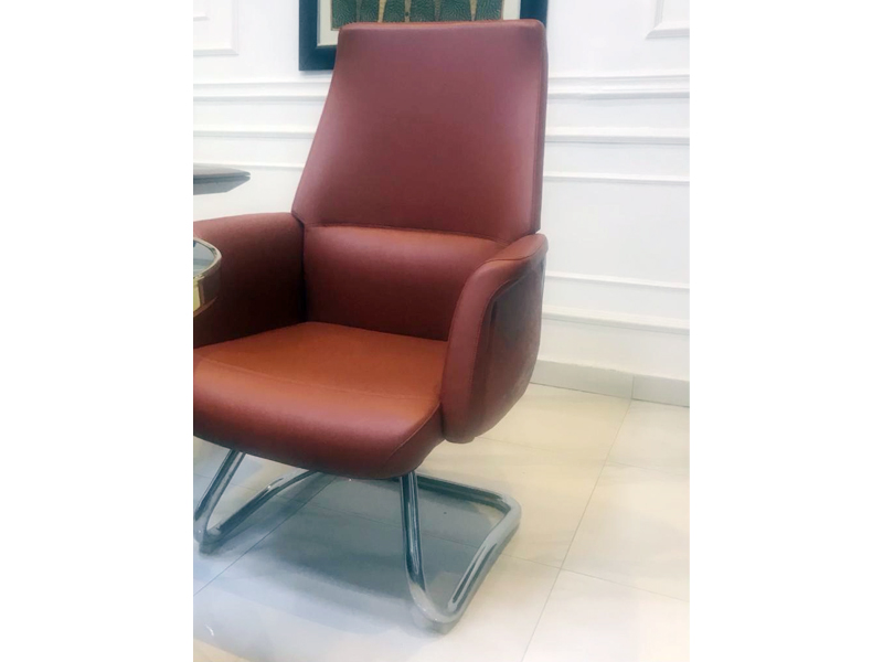 Brown Executive Visitor's Chair