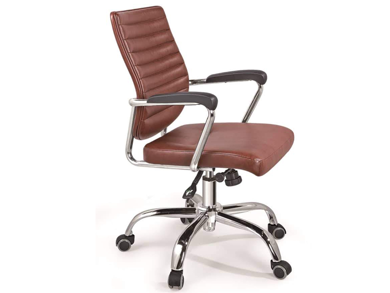 Brown Leather Executive Swivel Chair